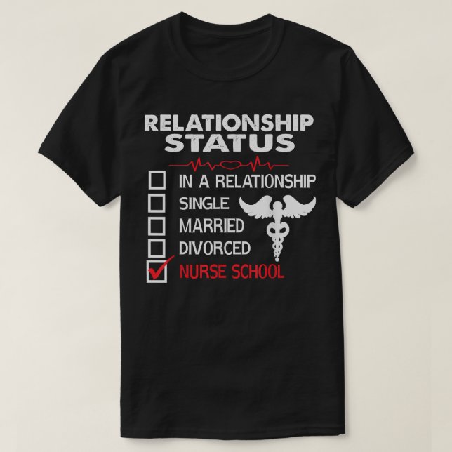 Camiseta Enfermando a futura escola de status de relacionam (Frente do Design)