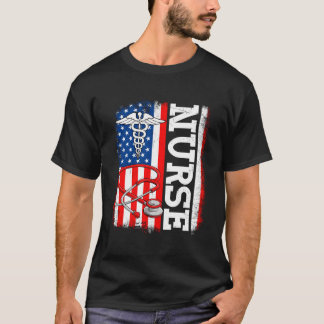 Camiseta Enfermeira Cuidando Bandeira Americana Patriótica