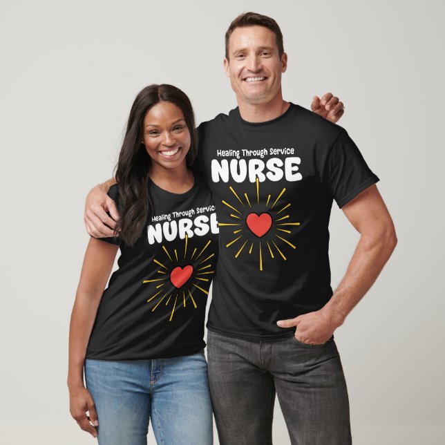 CAMISETA ENFERMEIRA - CURANDO ATRAVÉS DO SERVIÇO (Unissex)