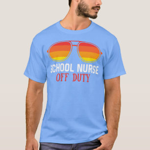 Camiseta Enfermeira da escola em serviço feliz no último di