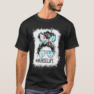 Camiseta Enfermeira de Cabelo Desgrenhado com Óculos e Laço