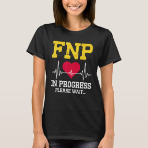 Camiseta Enfermeira de Família em Andamento Enfermagem
