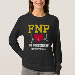 Camiseta Enfermeira de Família em Progresso Enfermagem