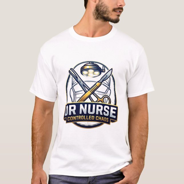 Camiseta Enfermeira de Sala de Operação Caos Controlado (Frente)