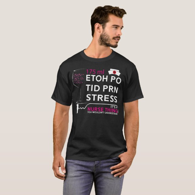 Camiseta Enfermeira De Vinho Engraçado (Frente Completa)