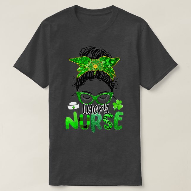 Camiseta Enfermeira Dia de São Patrício da Sorte Enfermeira (Frente do Design)