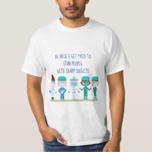 Camiseta Enfermeira Divertida Dra. Stab Pessoas Sharp Objec