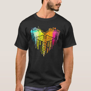 Camiseta Enfermeira do Coração Colorido Er Rn Cdn Enfermeir