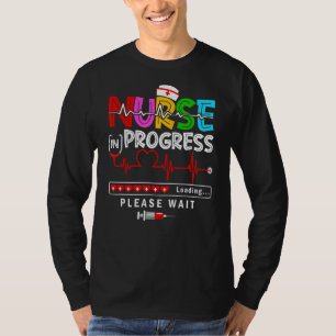 Camiseta Enfermeira Em Carga Escolar De Enfermagem Por Favo