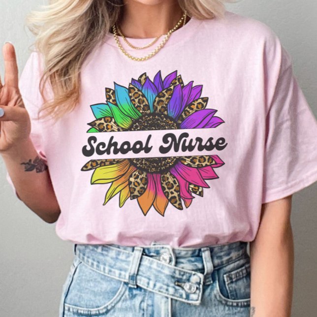 Camiseta Enfermeira escolar Profissão Rainbow Sunflower (School Nurse Profession Rainbow Sunflower T-Shirt
)