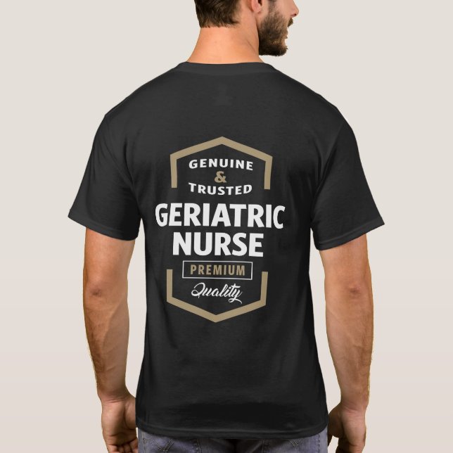 Camiseta Enfermeira geriátrica | Ideias de presentes (Verso)
