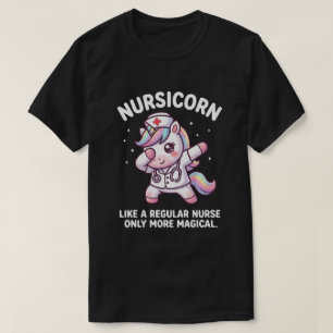 Camiseta Enfermeira Mágica Vibrações de Unicórnio para a Se