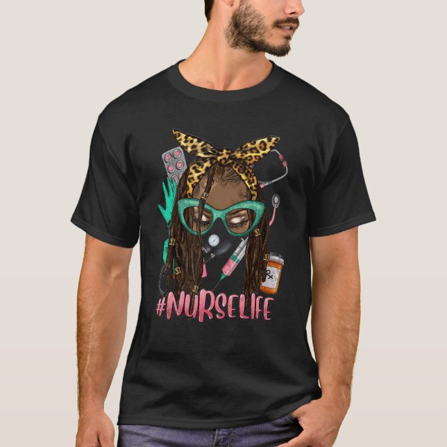 Camiseta Enfermeira Mensagem Bun Afro Medical Assistant Áfr (Frente)