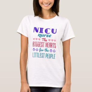 Camiseta Enfermeira NICU Maior Coração para Pequenas Pessoa