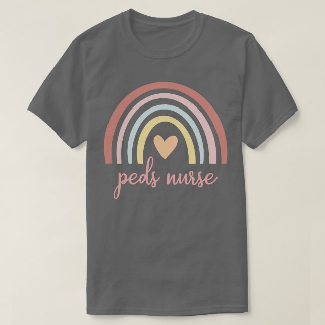Camiseta Enfermeira Peds I Boho Rainbow (Frente do Design)