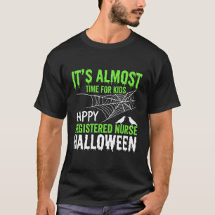 Camiseta Enfermeira Registrada Halloween Teia de Aranha e C