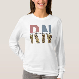 Camiseta Enfermeira Registrada RN Estampa de Guepardo Gradu