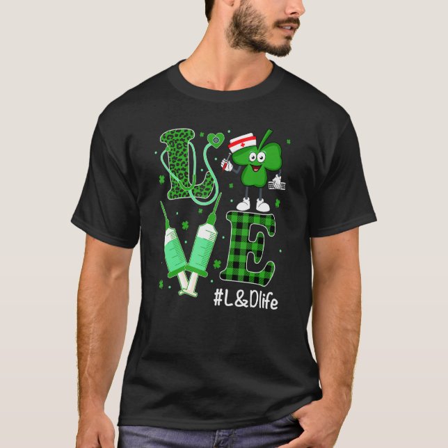 Camiseta Enfermeira Rua Patrick S Day Enfermeira Irlandesa  (Frente)