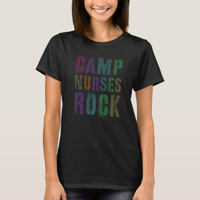 Camiseta Enfermeiras Do Acampamento Do Rock Camping Médico  (Frente)