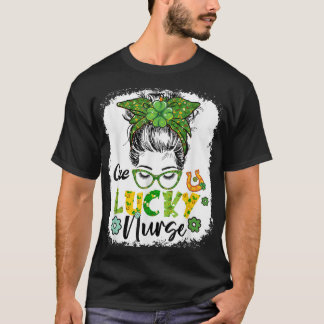 Camiseta Enfermeiro De Enfermeiro Com Sorte Me Enfermeira.