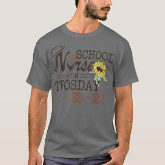 Camiseta Enfermeiro Escolar Na Segunda-Feira, 22.22.22.22.2