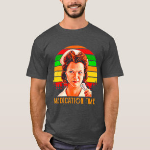 Camiseta Enfermeiro Ratked Medication times vintage