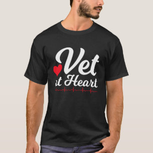 Camiseta Enfermeiro Veterinário Veterinário com Coração