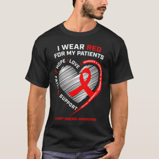 Camiseta Enfermeiros de Cardiologia Rn Eu Uso Vermelho Doen