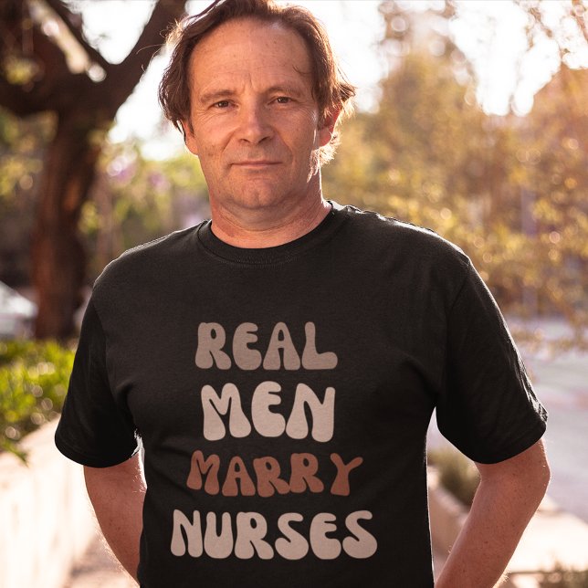 Camiseta Enfermeiros de Casado Real Men (Real Men Marry Nurses T Shirt Collection for New Husbands)