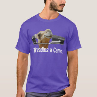 Camiseta Enganando um Camelo T-Shirt