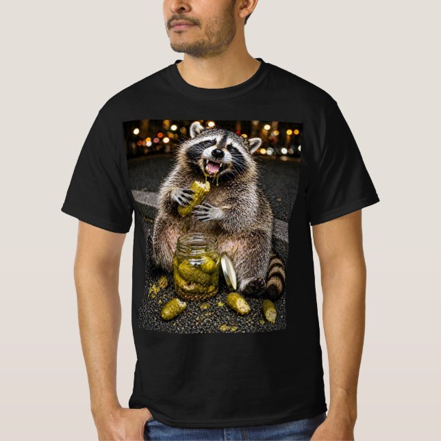 Camiseta engraçada do meme de guaxinim comendo pic (Frente)