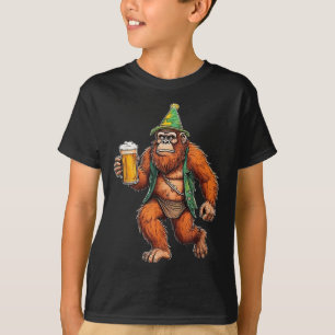 Camiseta Engraçada Engraçada Por Lederhose De Pé-Grande Ale