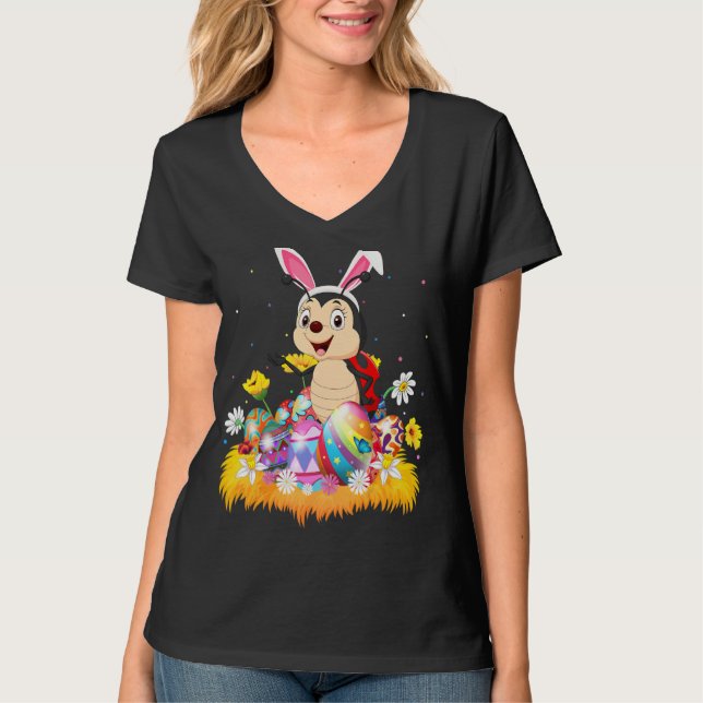 Camiseta Engraçada Páscoa de Ladybug na Páscoa de Ovos (Frente)