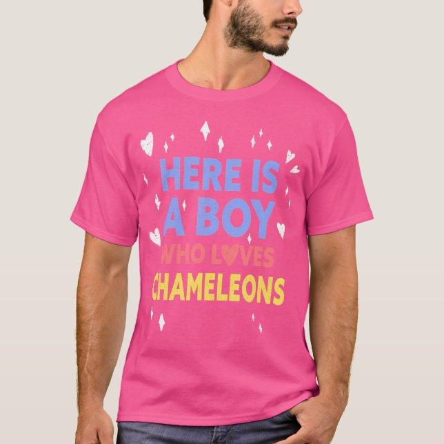 Camiseta Engraçado Aqui Está Um Menino Que Ama Camaleões (Frente)