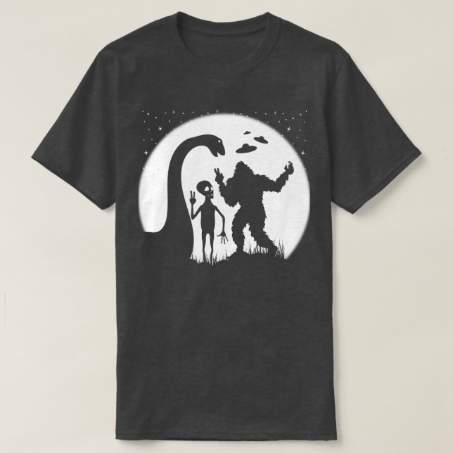 Camiseta Engraçado Bigoot Nessie E (Frente do Design)