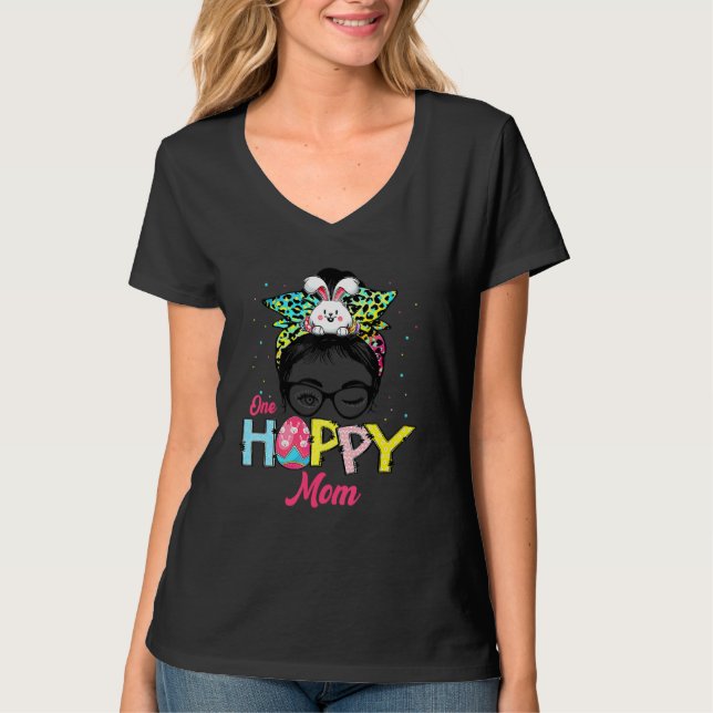 Camiseta Engraçado Cabelo De Arma Um Hoppy Mãe Bunny Happy  (Frente)