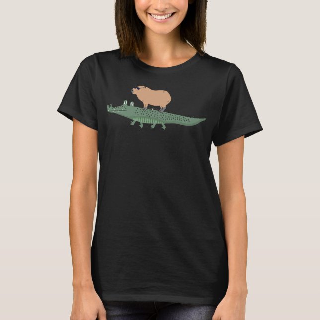 Camiseta Engraçado Capybara cavalgando um crocodilo (Frente)
