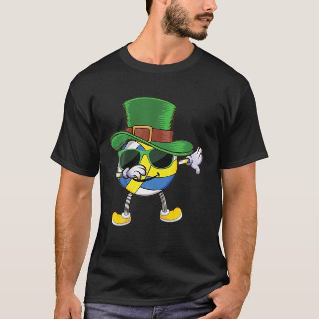 Camiseta Engraçado Dabbing Rua de vôlei. Dia de Patrick (Frente)