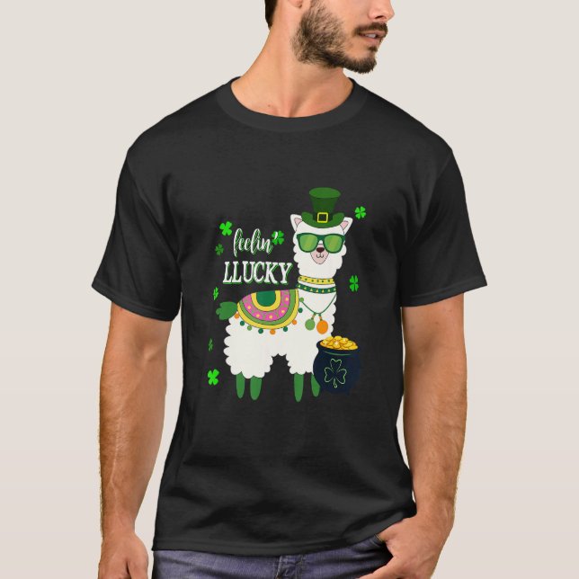 Camiseta Engraçado Dia de São Patrício Lama Sentindo Milhar (Frente)
