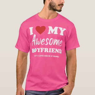 Camiseta Engraçado Eu Amo Minha Namorado Incrível Mas Adoro