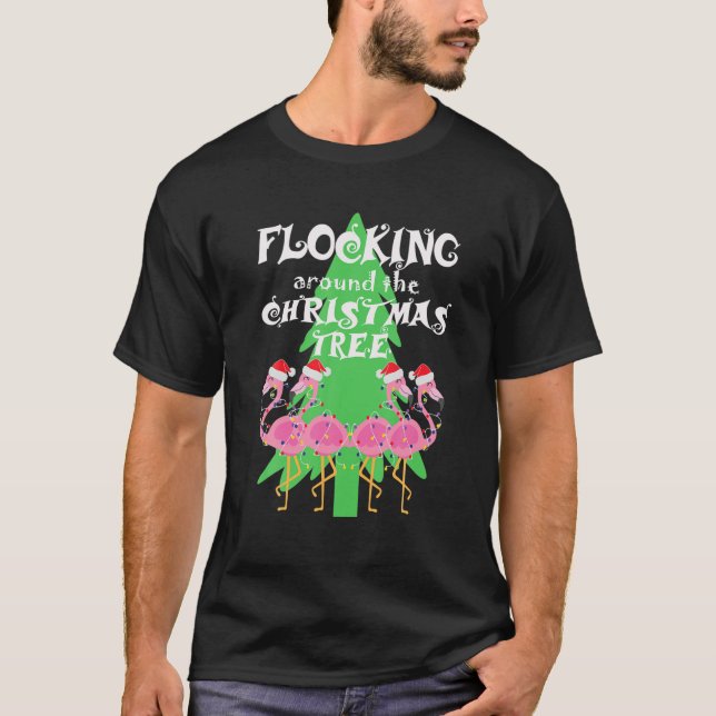 Camiseta Engraçado Flamingo A Bater Na Árvore De Natal (Frente)