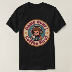 Camiseta Engraçado Gamer Vintage - Jogo Sobre Café Primeiro