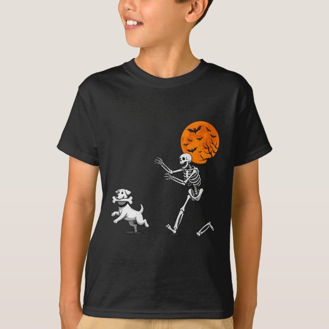 Camiseta Engraçado Humor Humor Halloween Skeleton perseguin (Frente)