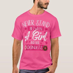 Camiseta Engraçado, mulher nunca fica entre uma garota e el