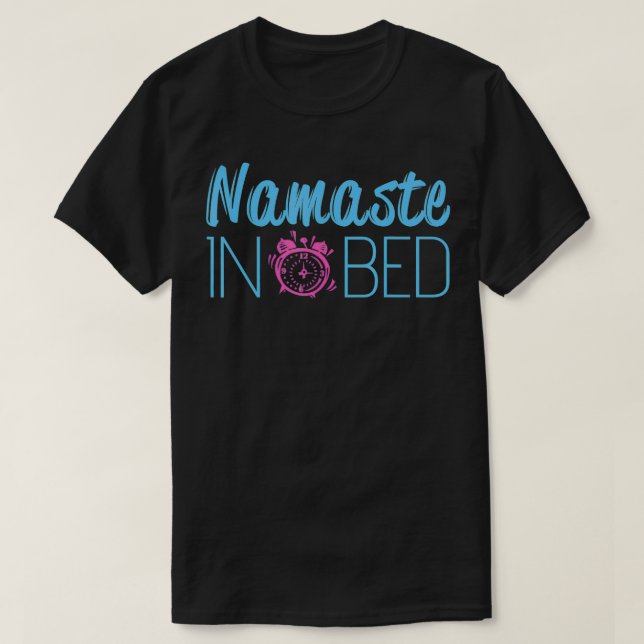 Camiseta Engraçado Namaste Yoga Namastay Em Meditação De Ca (Frente do Design)