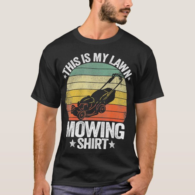 Camiseta Engraçado Paisagismo Com Grama De Cuidados Leais E (Frente)