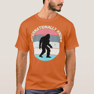 Camiseta Engraçado Pé-Grande Retro Conhecido Internacionalm