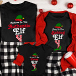 Camiseta Engraçado personalização do esquadrão Elf no Natal<br><div class="desc">Elevem seu espírito de Natal com nossas camisetas de Natal personalizadas da família Engraçada Elf. Estas camisas brancas e personalizadas são a forma perfeita de adicionar um toque de humor e festivo às celebrações de Natal da sua família. Reúna toda a família nessas camisas de elfo personalizadas e embarca numa...</div>