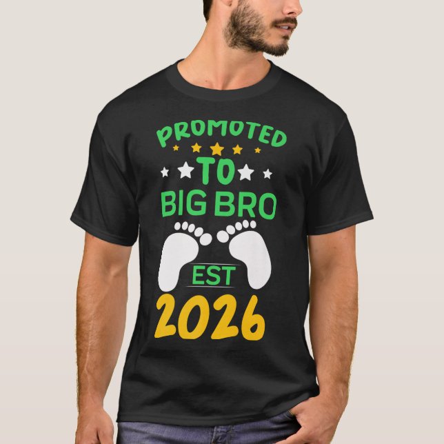 Camiseta Engraçado Promovido Ao Grande Irmão 2026 Em Breve  (Frente)