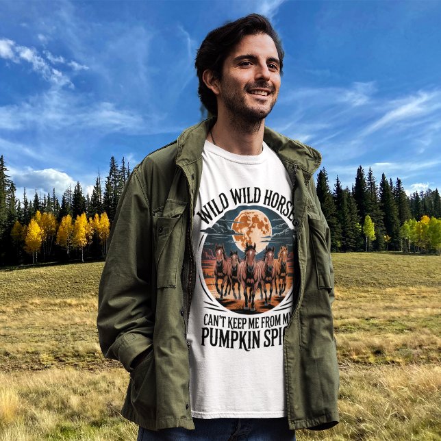 Camiseta Engraçado Pumpkin Spice Season Meme Cavalos Selvag (young man on a sunny autumn day in forest field with fall aspen trees turning golden behind him)